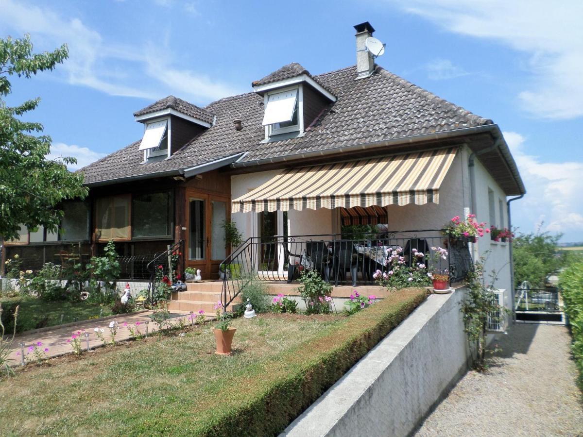 Maison Avec Veranda Proche Du Centre Ville Rignac  Exterior photo